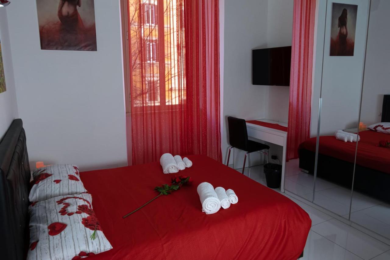 Roma Castel Nepi Home Near Colosseo Bagian luar foto